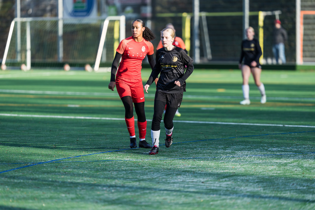 Bild 402 - wBJ VfL Pinneberg2 - Eimsbuttler TV 3 : Ergebnis: 5:0